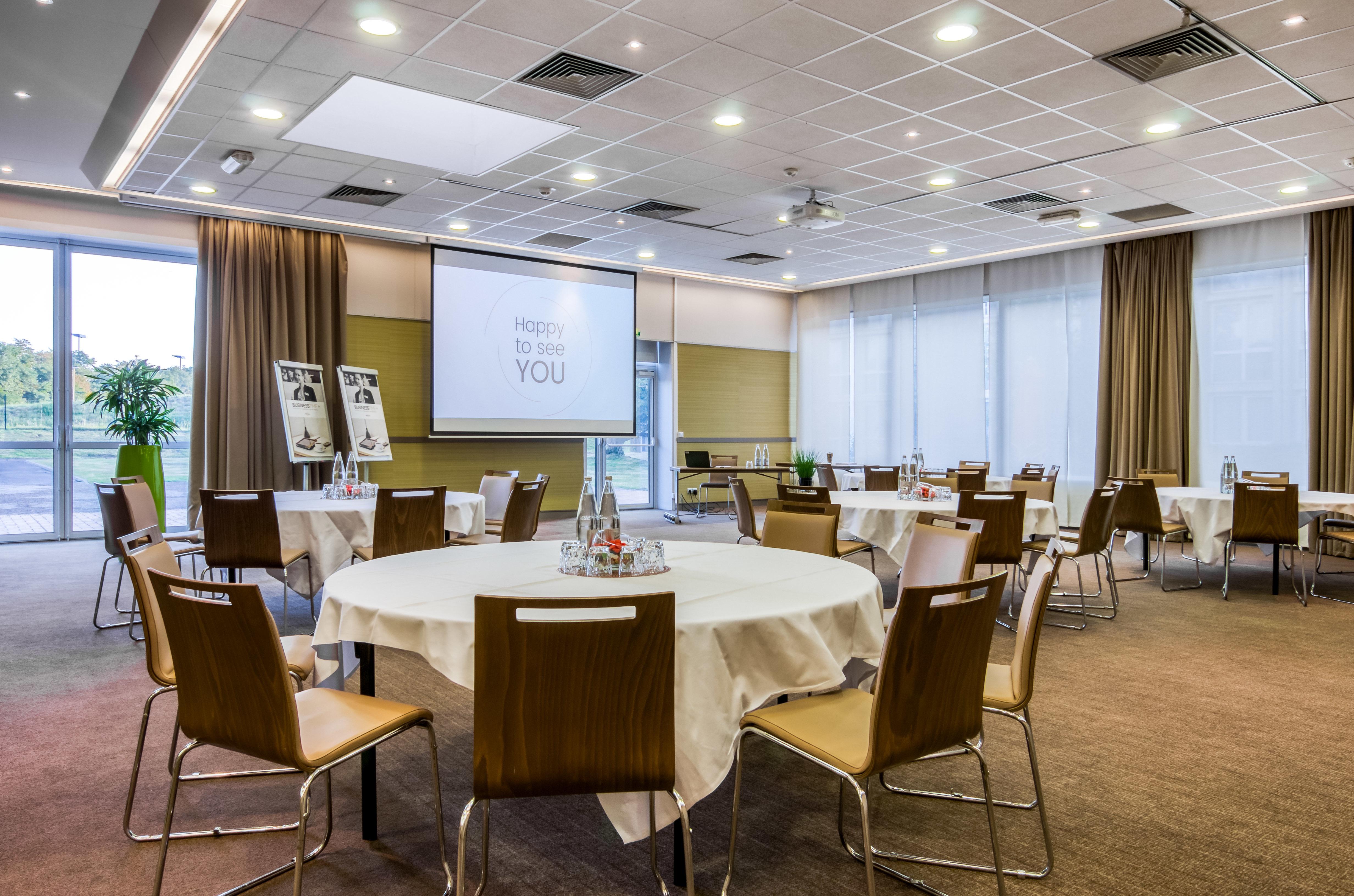 Hôtel Mercure Lille Aéroport Lesquin Exterior foto