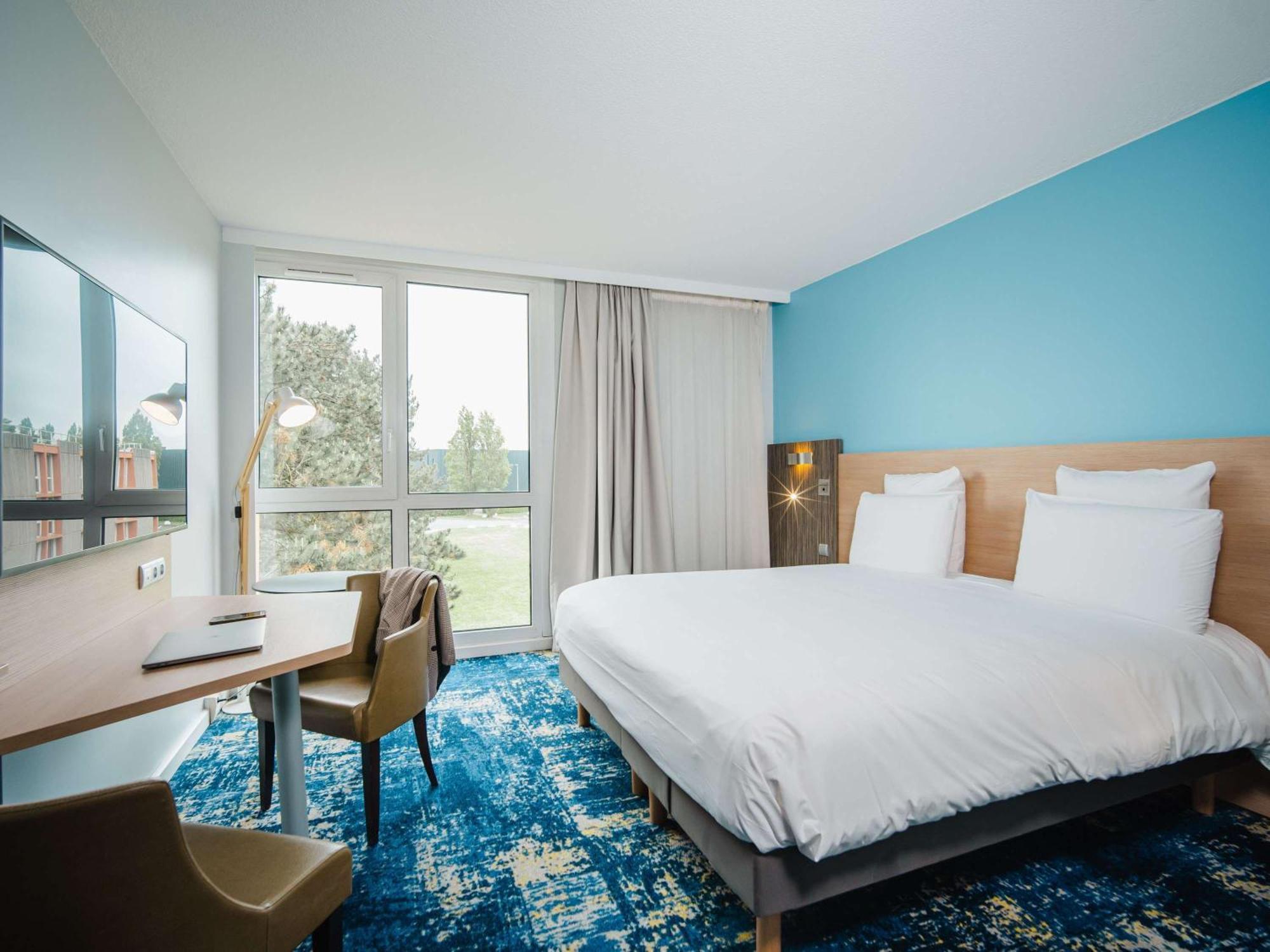 Hôtel Mercure Lille Aéroport Lesquin Exterior foto