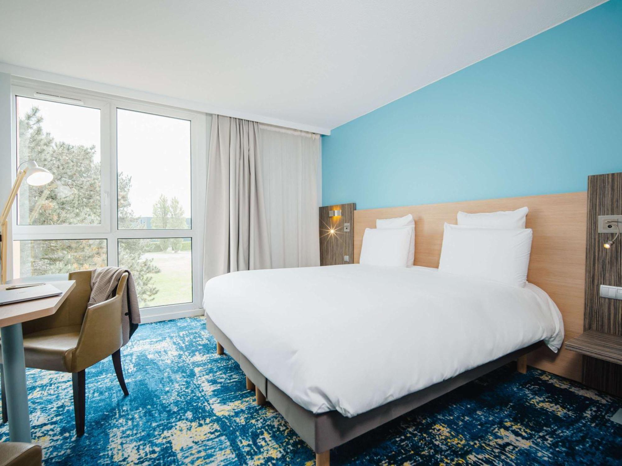 Hôtel Mercure Lille Aéroport Lesquin Exterior foto